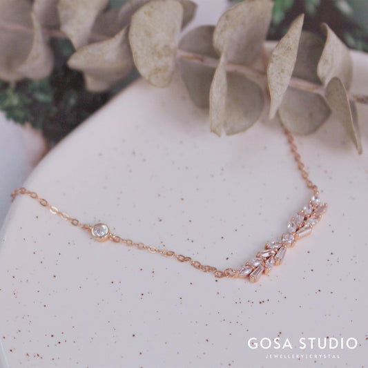 GN010 18K金 風春季鎖骨項鍊