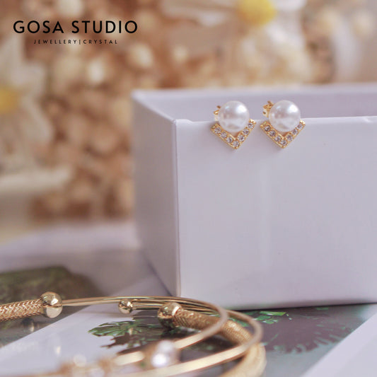 GE007 S925純銀 珍珠V型耳環